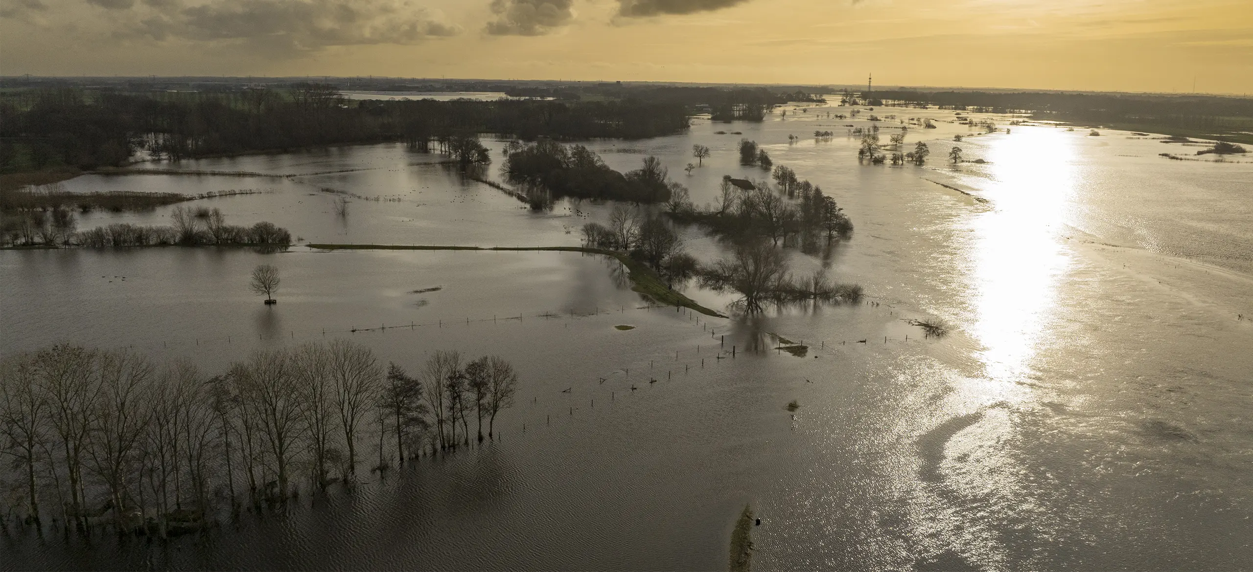 ahrSure by inframeta Banner